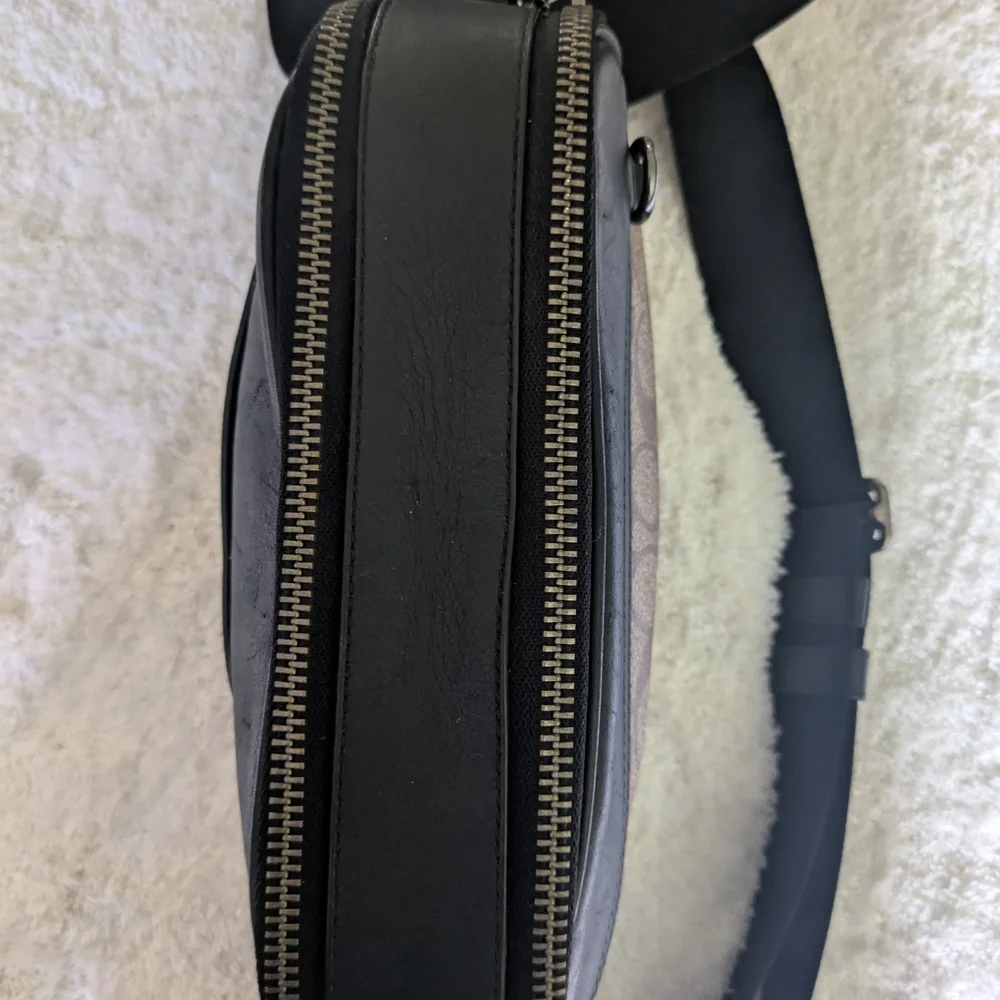 Coach Black and Brown Belt Bag with Signature Style - Picture 5 of 6